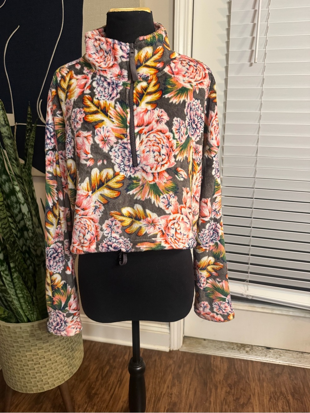 Urban Outfitters Floral Half-Zip Fleece Pullover - Gray, Pink & Yellow